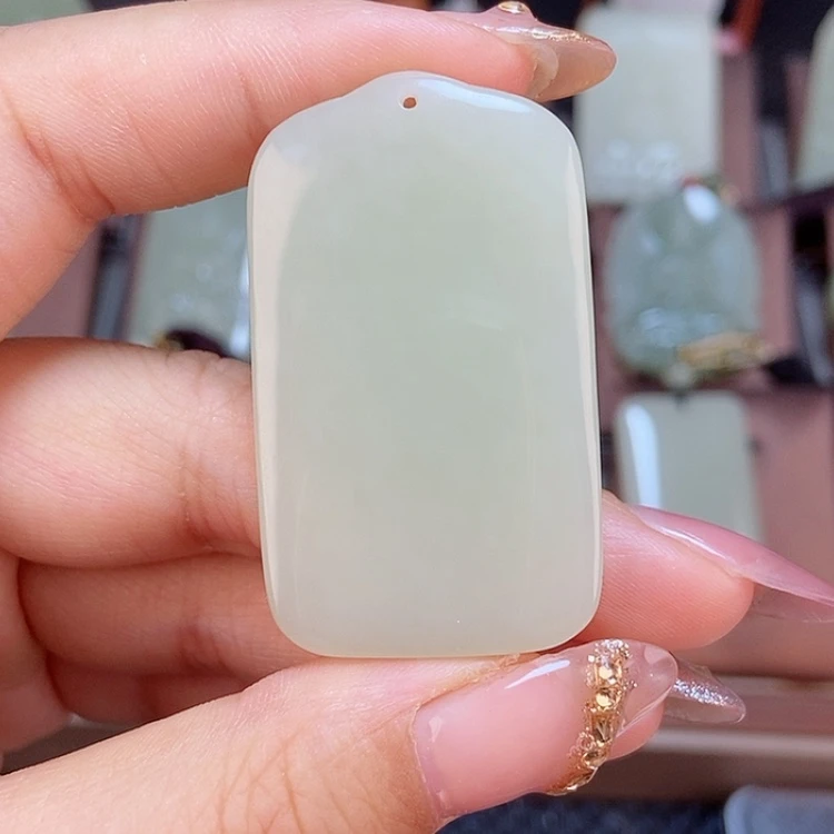 【闪购商品】和田玉未镶嵌颈饰