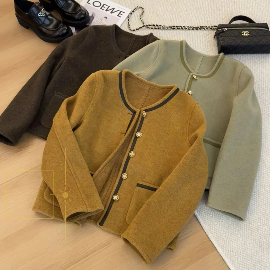 玳妮【落日余晖】秋冬新款设计感复古宽松港味炸街小香外套短款上衣