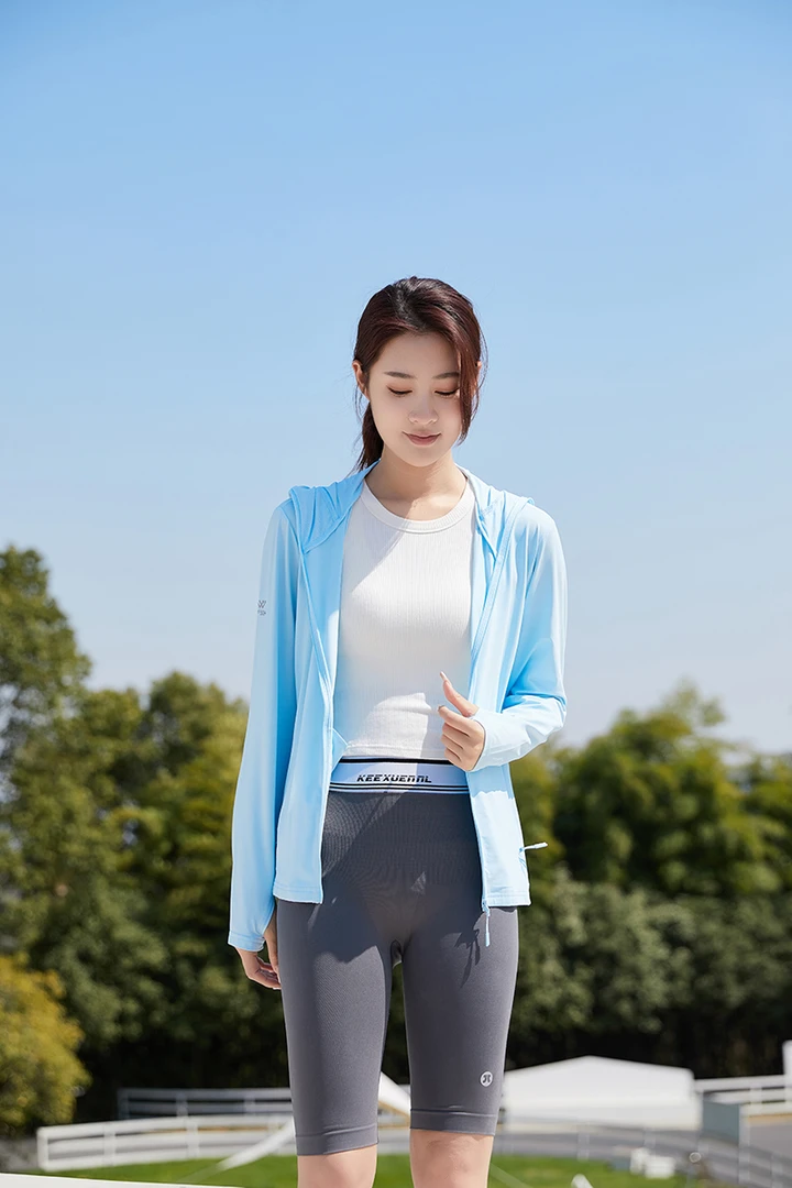 拓展狼休闲春夏户外冰感可拆卸帽檐防紫外线防晒衣女款运动连帽