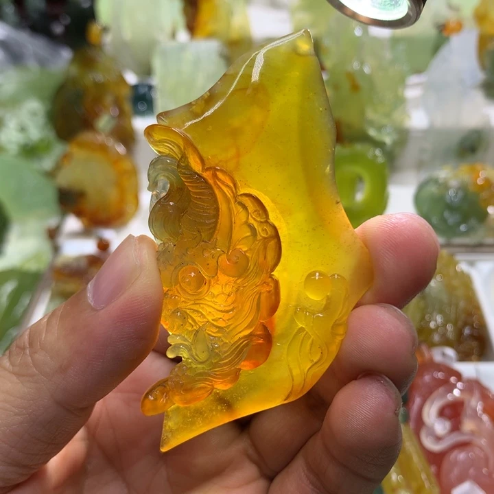 蛇纹石玉未镶嵌珠宝奇石