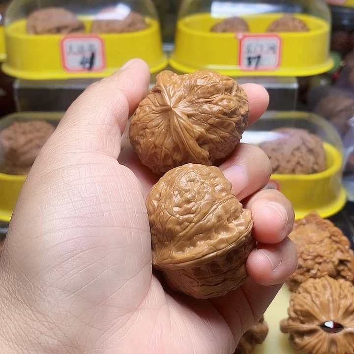文玩核桃吊坠莫***w南瓜