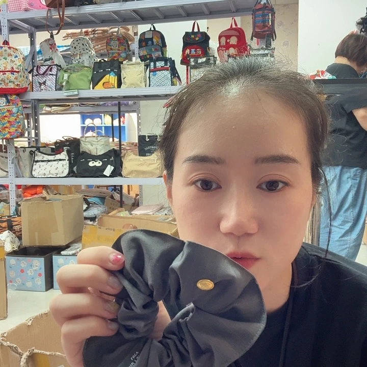 PU箱包收纳箱等物品