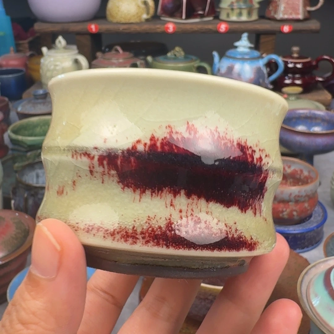 瓷片钧瓷的制作工艺和工艺都是非常讲究