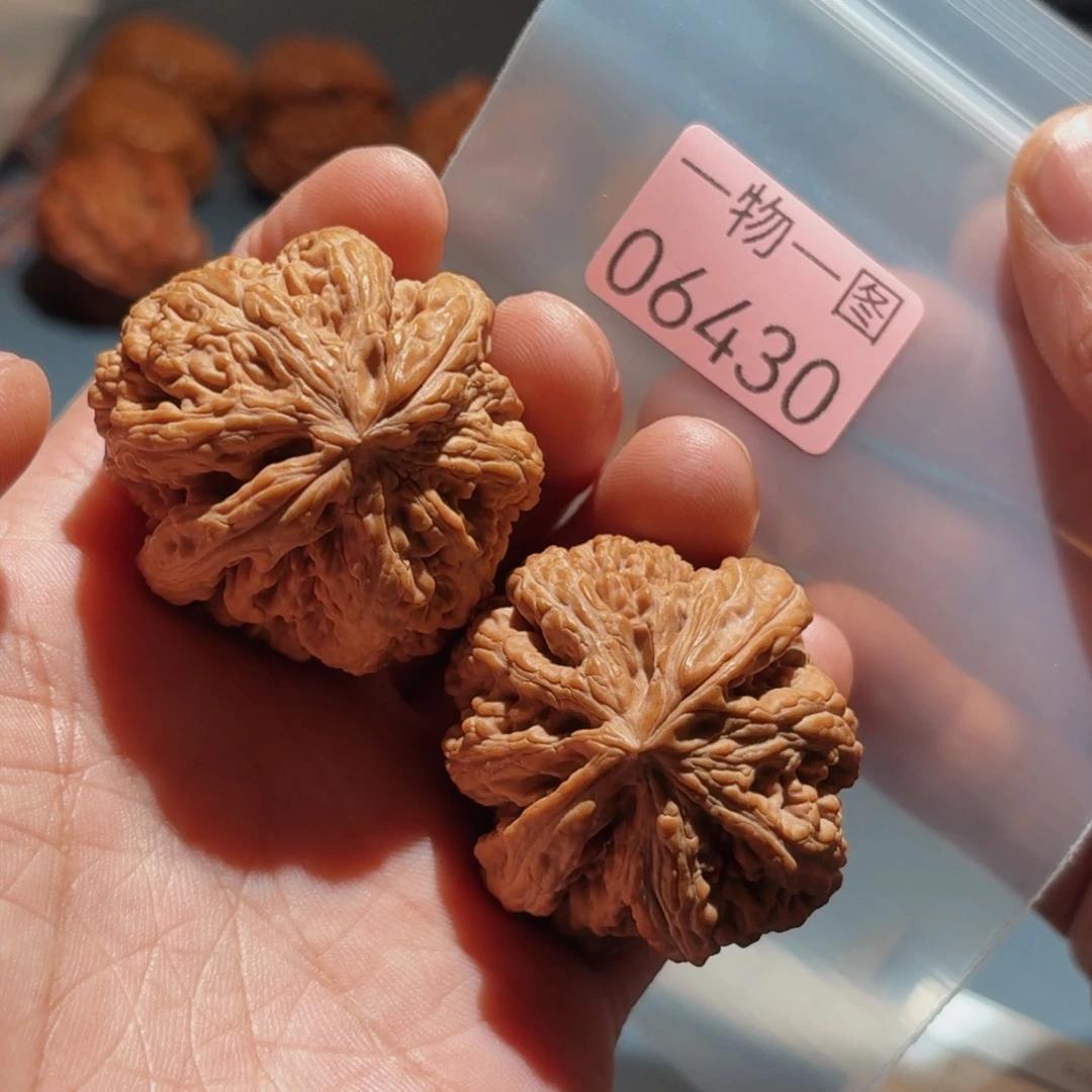文玩核桃把件粗筋