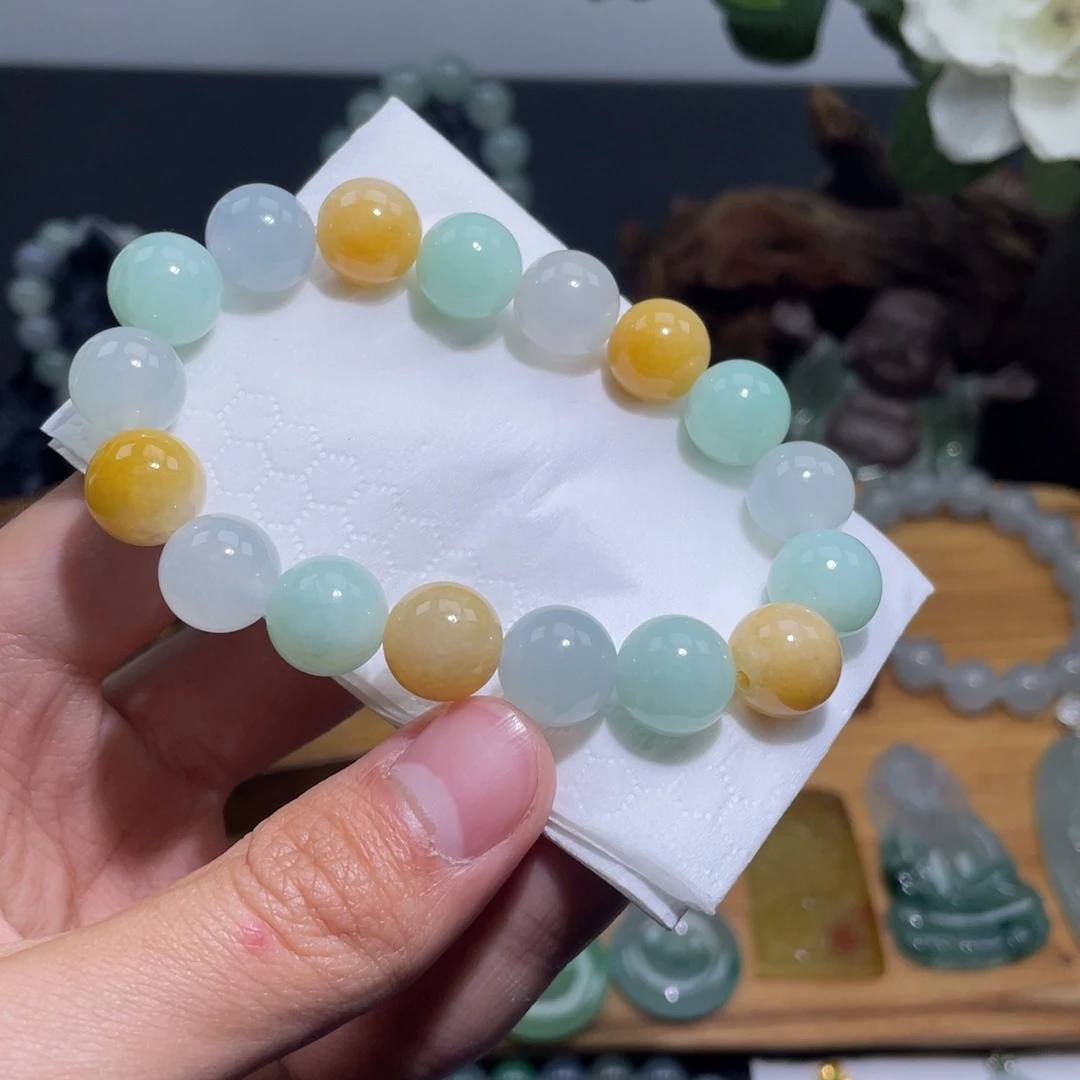 定制翡翠未镶嵌手串