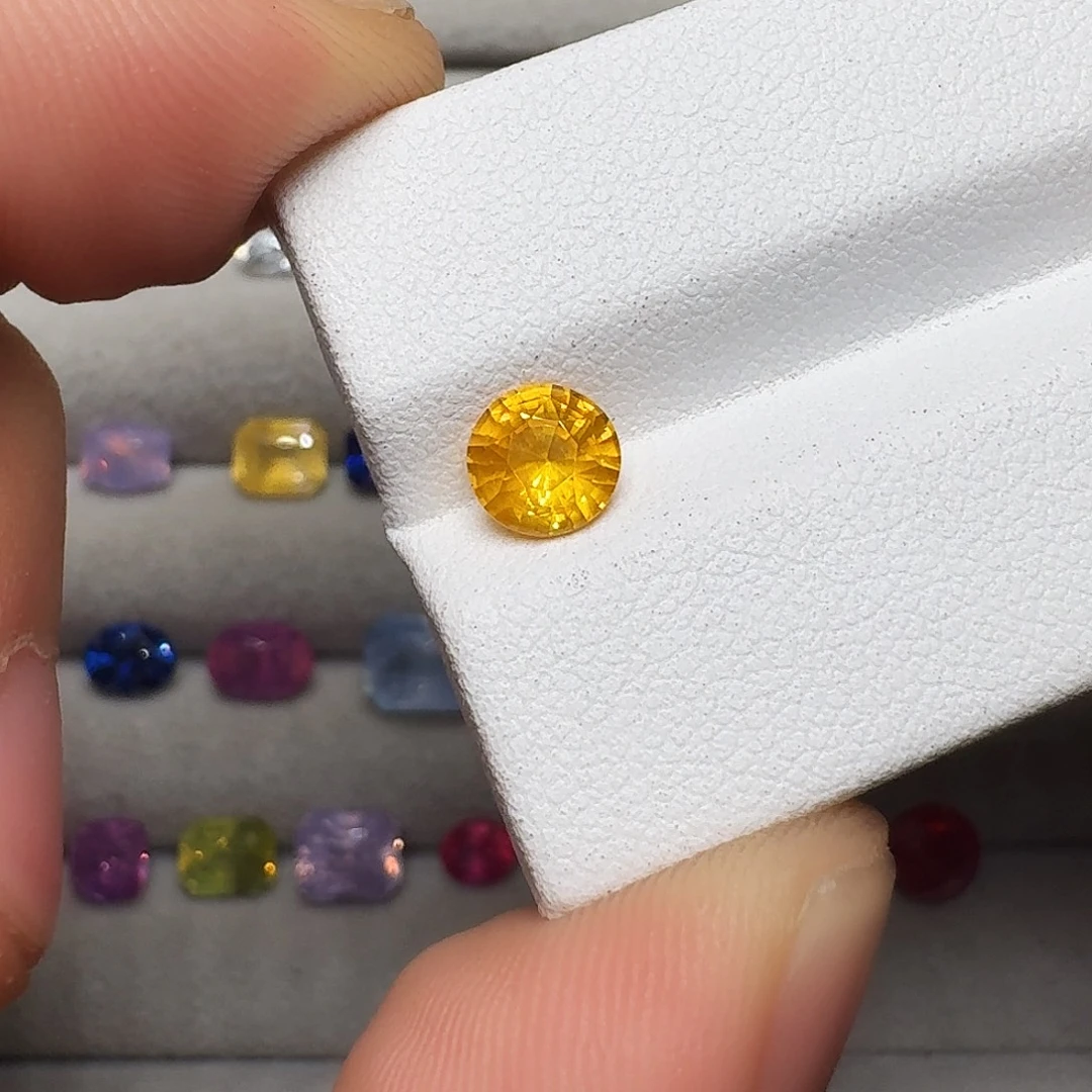 彩色蓝宝石裸石1.13ct老烧黄蓝宝金丝雀