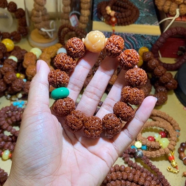 金刚菩提吊坠196玉化貔貅绿扣