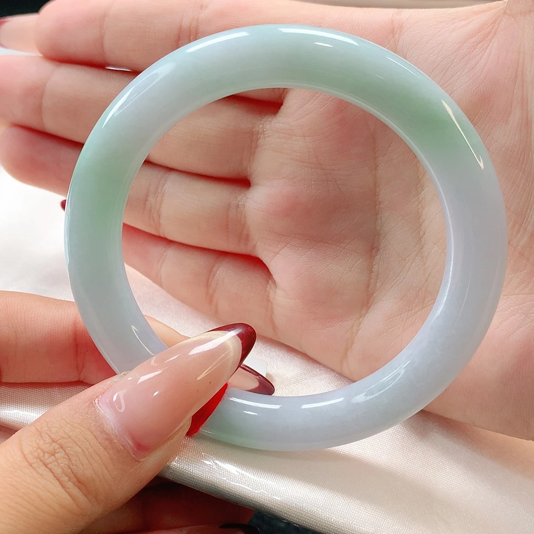 翡翠未镶嵌手镯缅甸天然翡翠