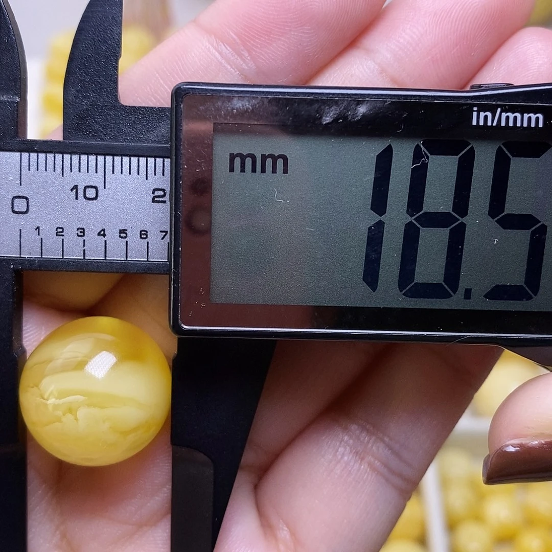 裸石琥珀未镶嵌蜜蜡圆珠