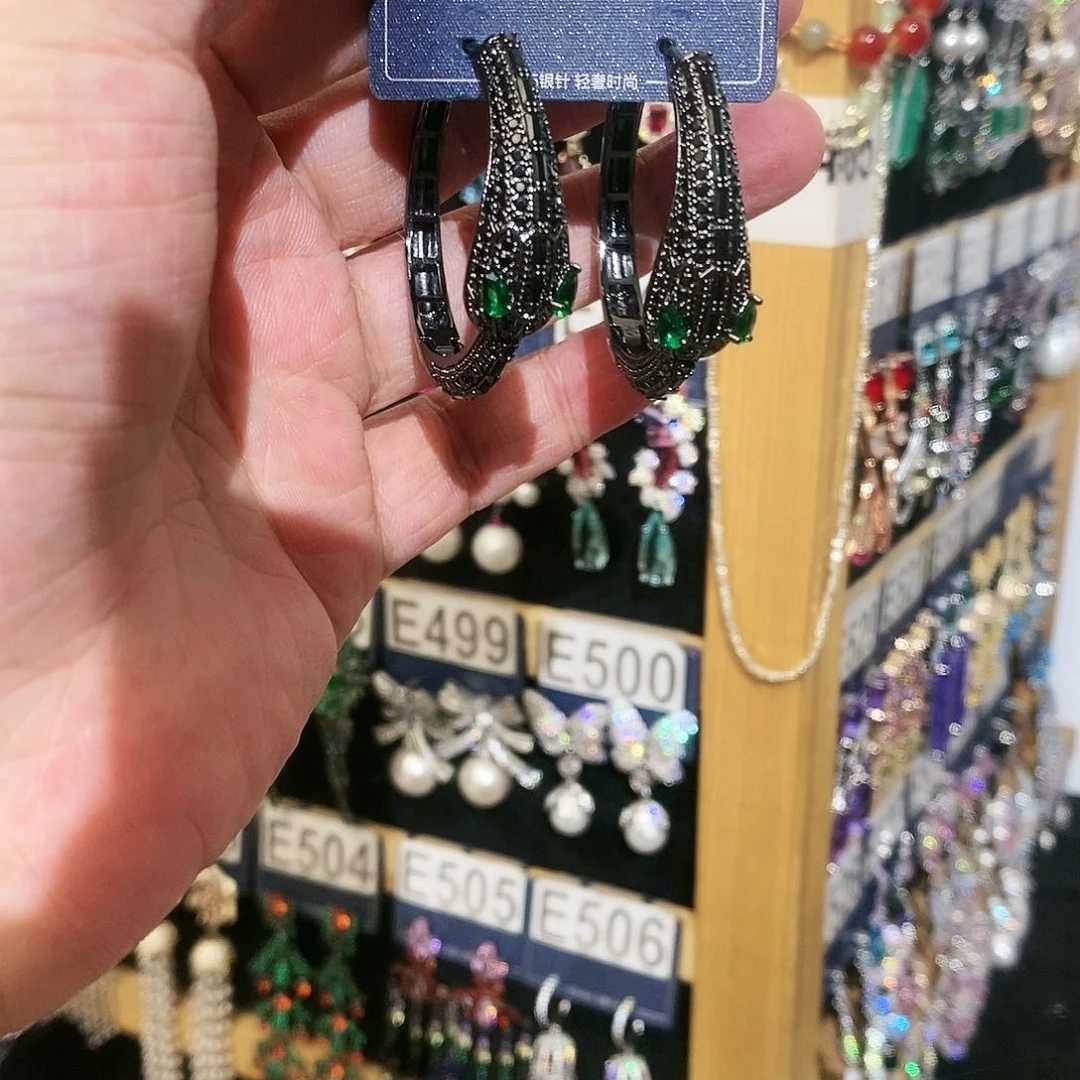 【闪购商品】纯铜925银锆石