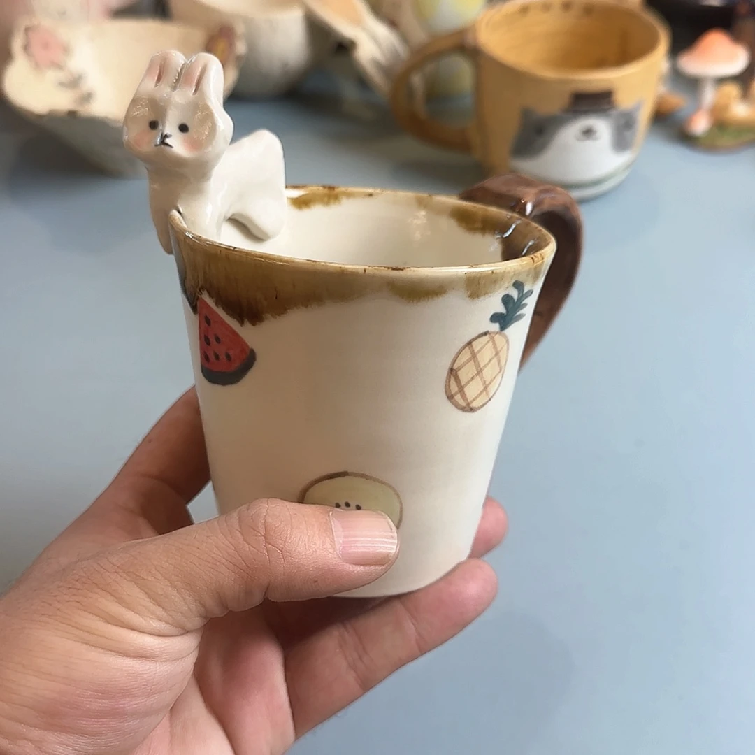 茶盏在家门口看到有条街是