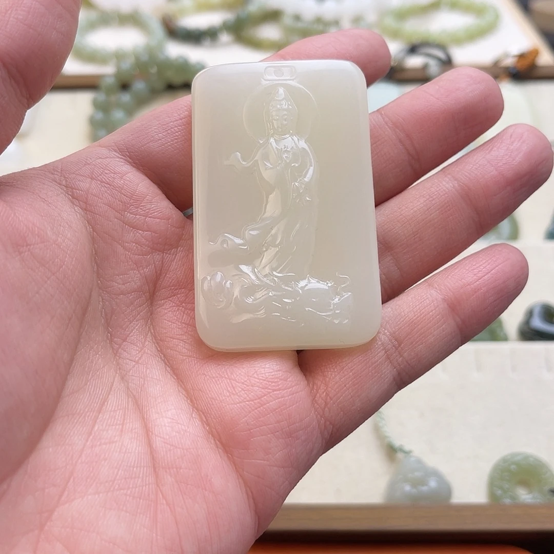 书***方和田玉未镶嵌颈饰