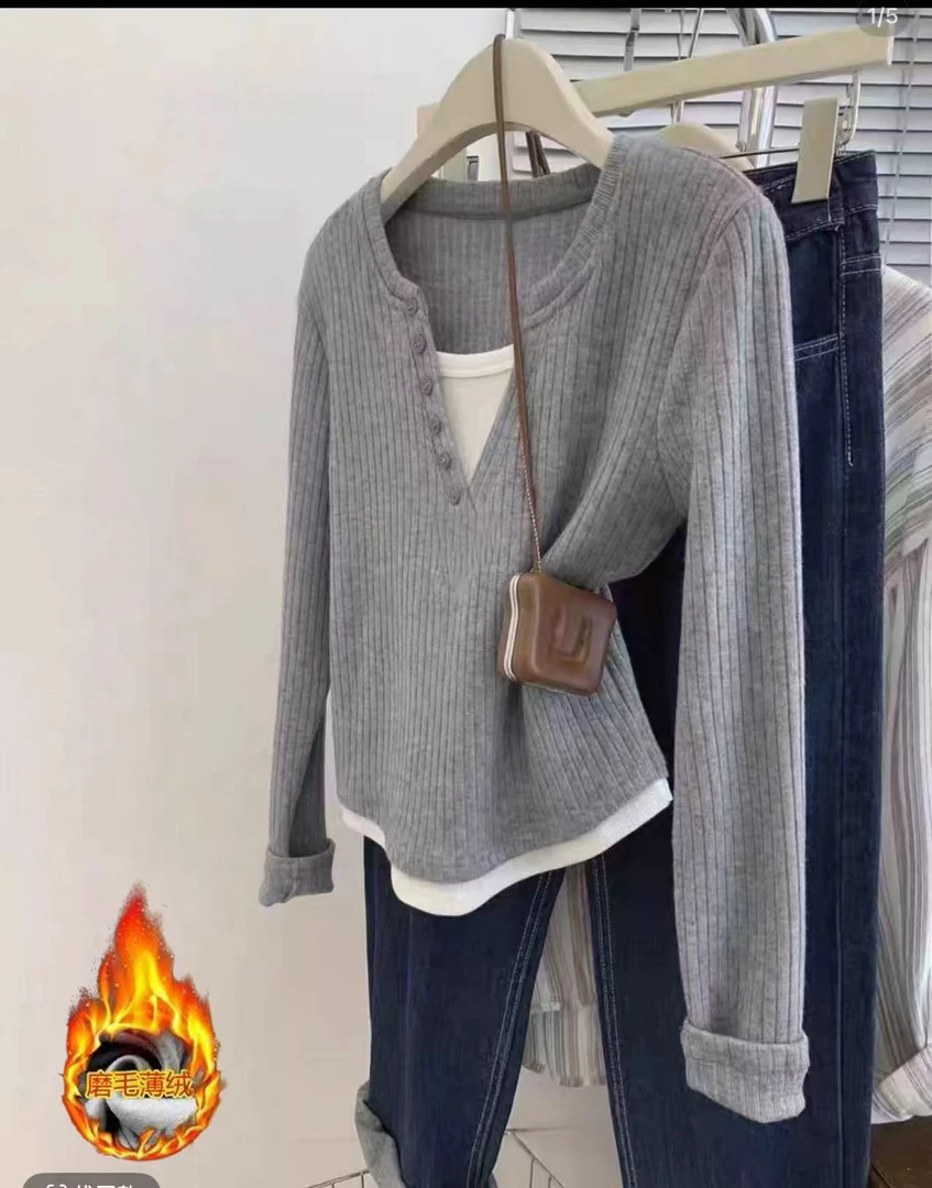 加绒~高级感【纽扣.V领】假两件长袖T恤修身显瘦内搭打底上衣25125