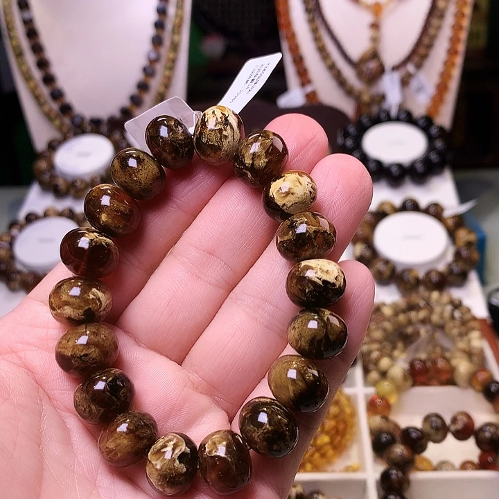 琥珀未镶嵌裸石14+380