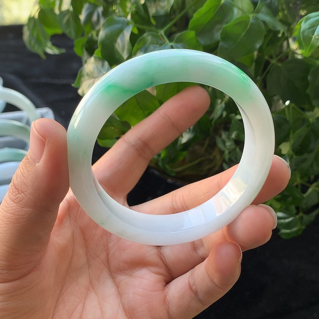 翡翠未镶嵌手镯26号