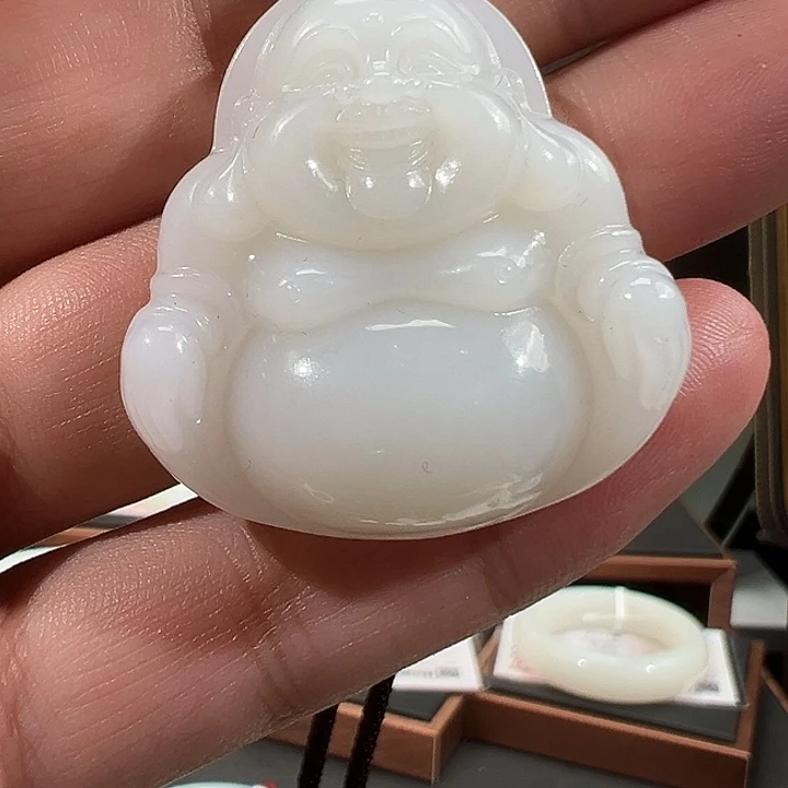怡***葶未镶嵌手镯和田玉（白玉）