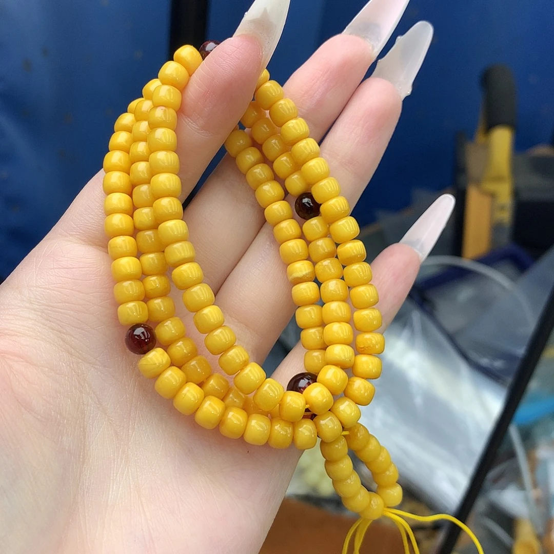 蜜蜡未镶嵌珠宝奇石