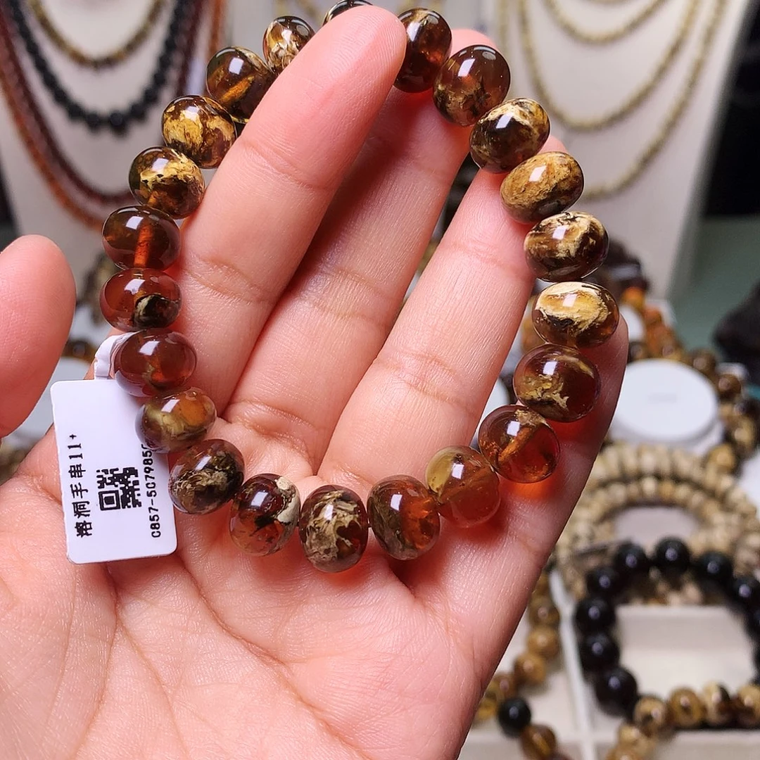 琥珀未镶嵌裸石抚顺琥珀11溶洞