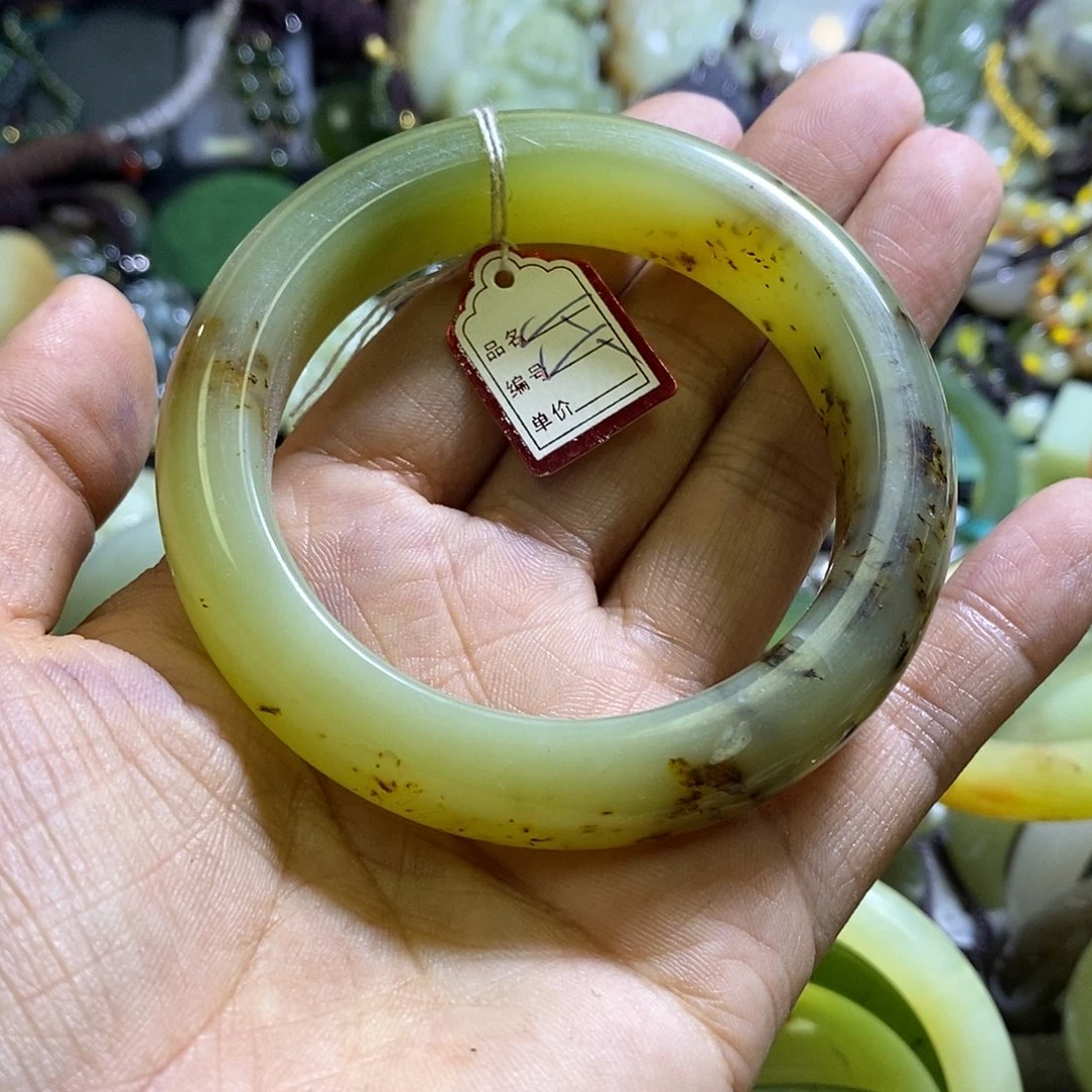 未镶嵌岫玉手镯55口径