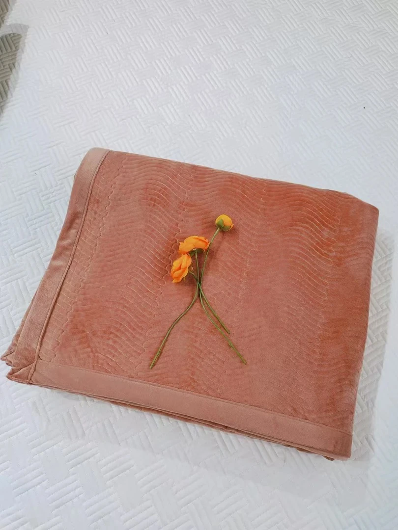 韩系双面宝宝绒单床盖150*200～G450微瑕