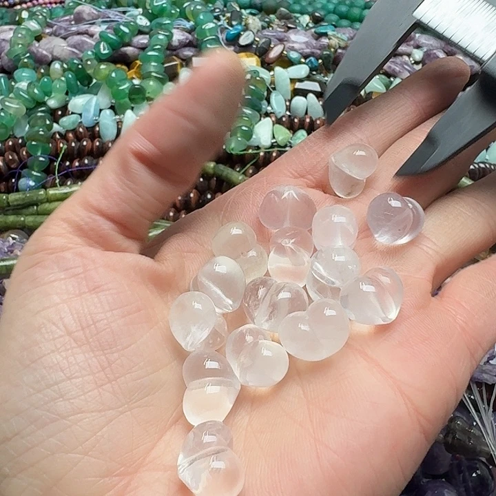 玛瑙/玉髓未镶嵌珠宝半成品一颗15mm白水晶屁桃