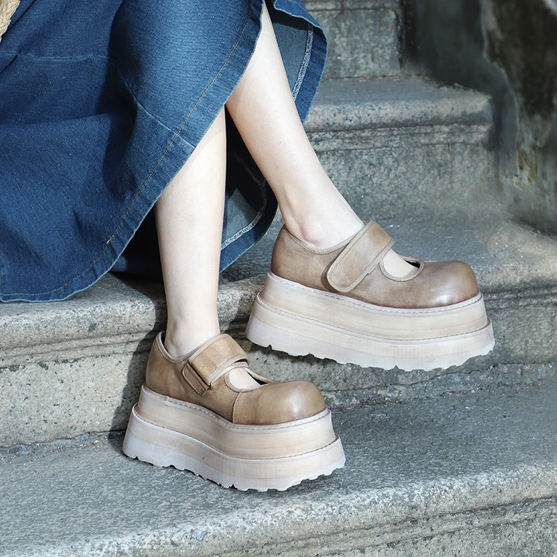 谜丫蜜原创一字带厚底鞋女2025年春夏新款水洗牛皮松糕四季单鞋子