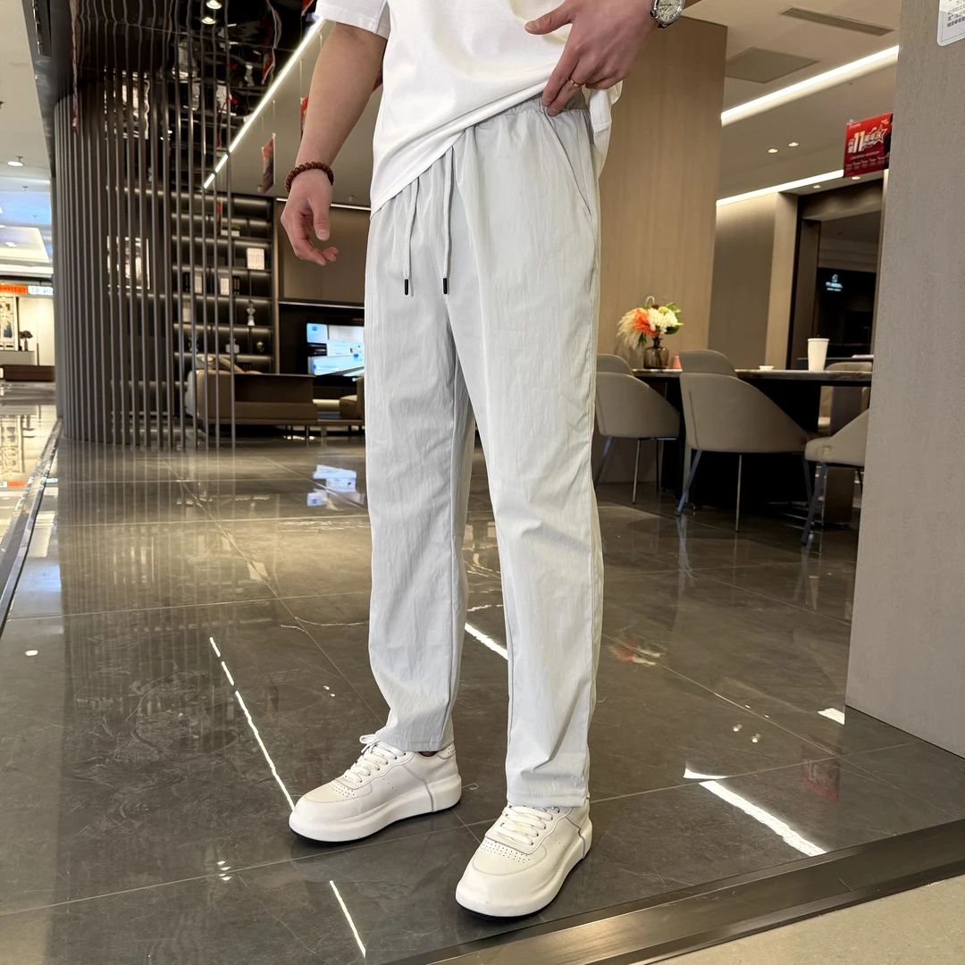 25男士新款冰丝运动百搭不过是直筒休闲裤透气薄款宽松弹力潮流