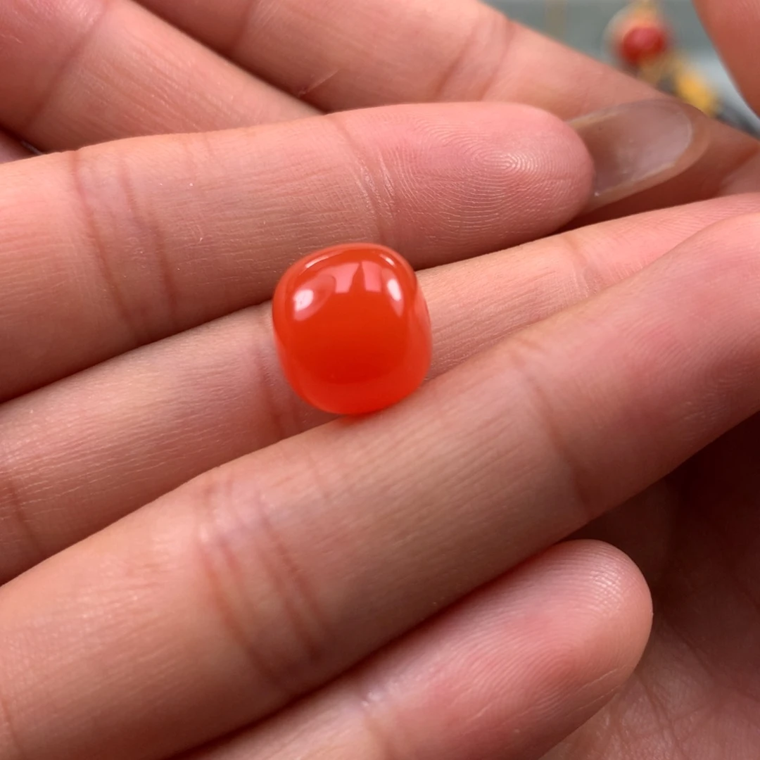 南红玛瑙珠子未镶嵌