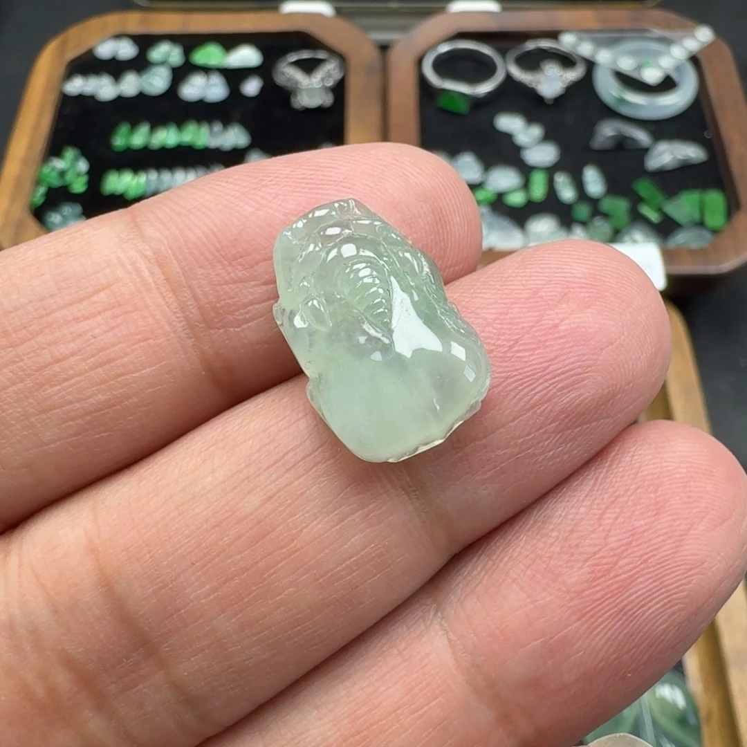 翡翠散珠18.4-12.2-5.9