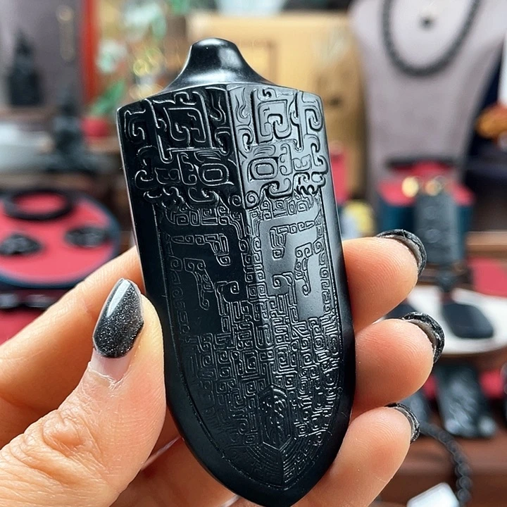 和田玉挂件未镶嵌羊脂级大号