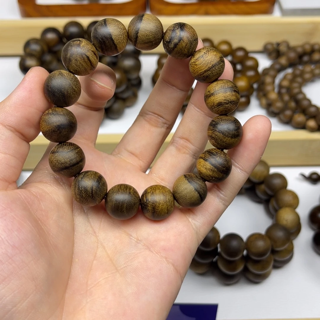 星***舵手串沉香越南芽庄白棋楠1.4