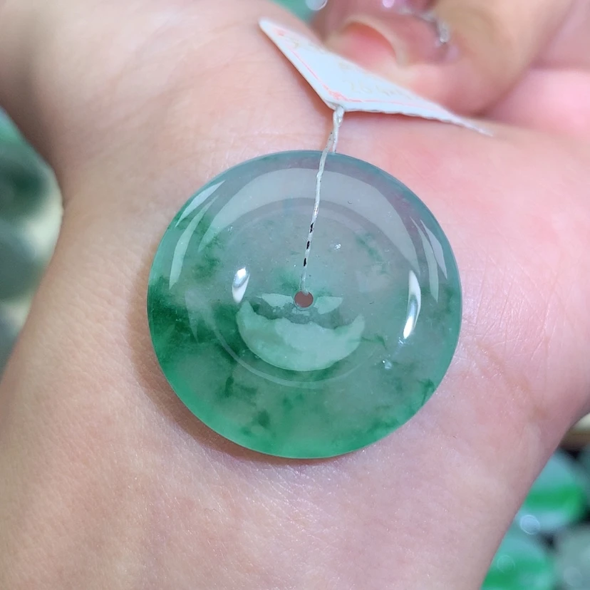 【闪购商品】翡翠未镶嵌吊坠(不含链)