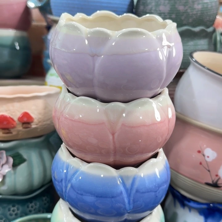 凑9块包邮，有孔，陶瓷花盆