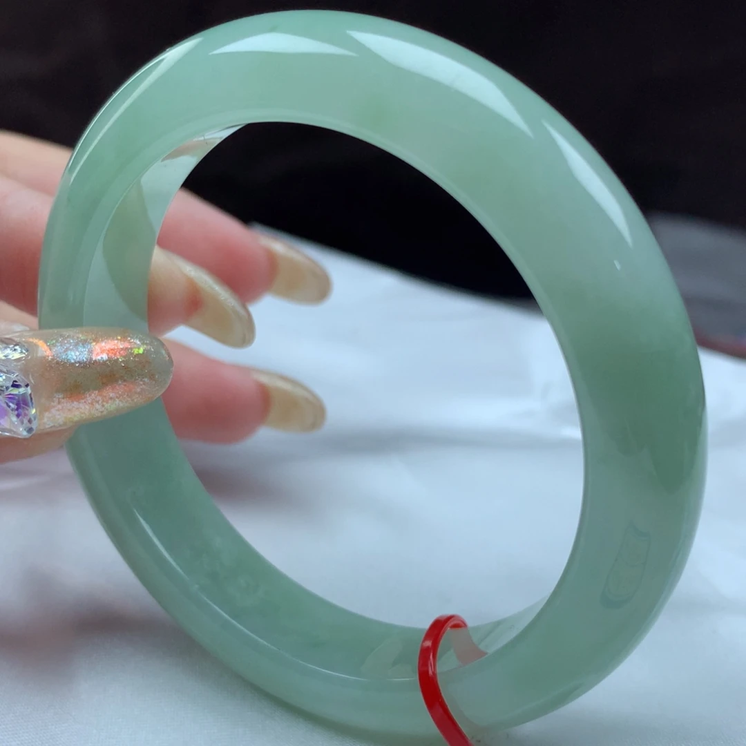 翡翠手镯未镶嵌成*96189，