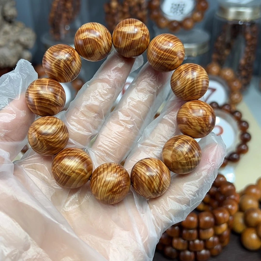 柏木（崖柏）2.0爆满变异龙胆闪