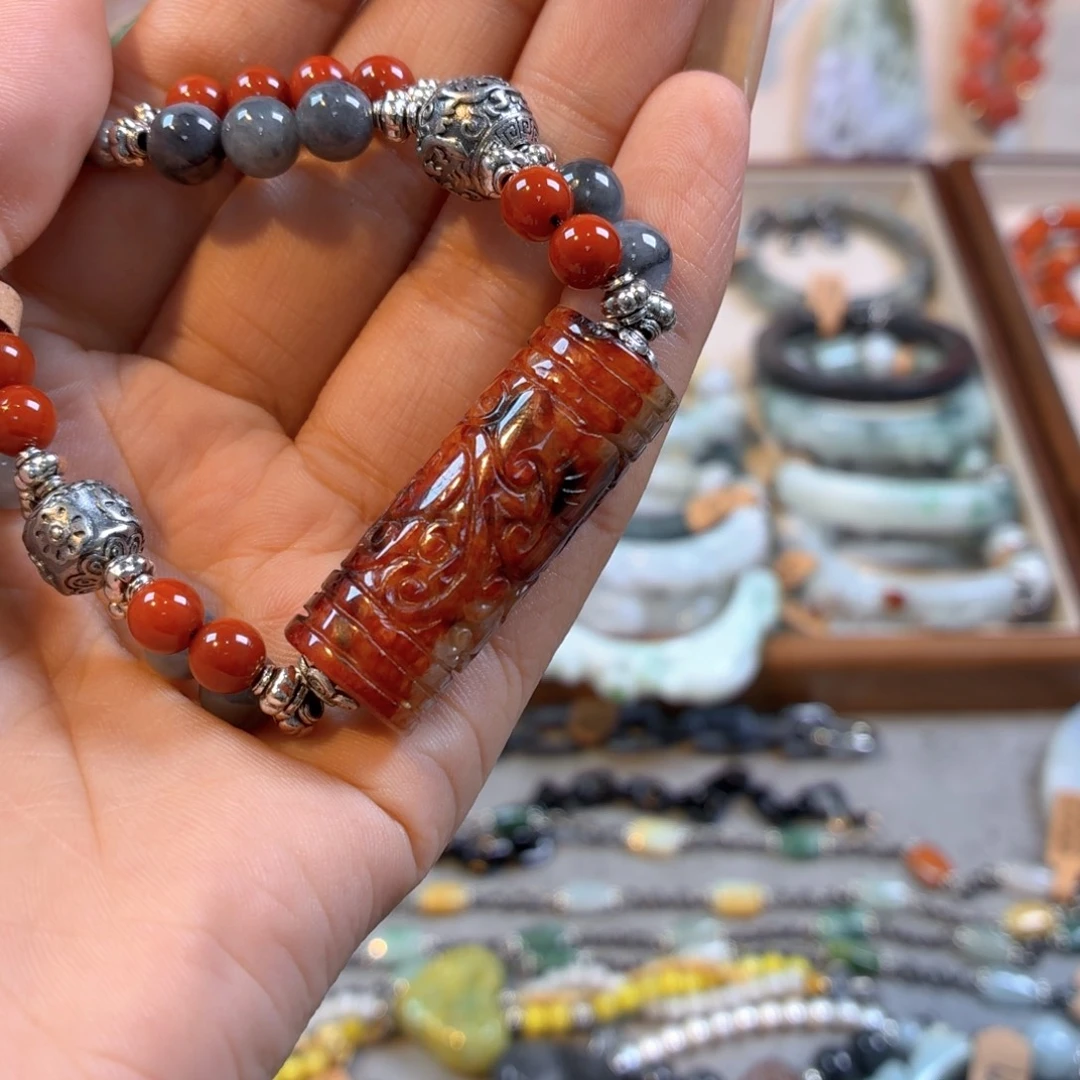 锦***。翡翠未镶嵌手链手串