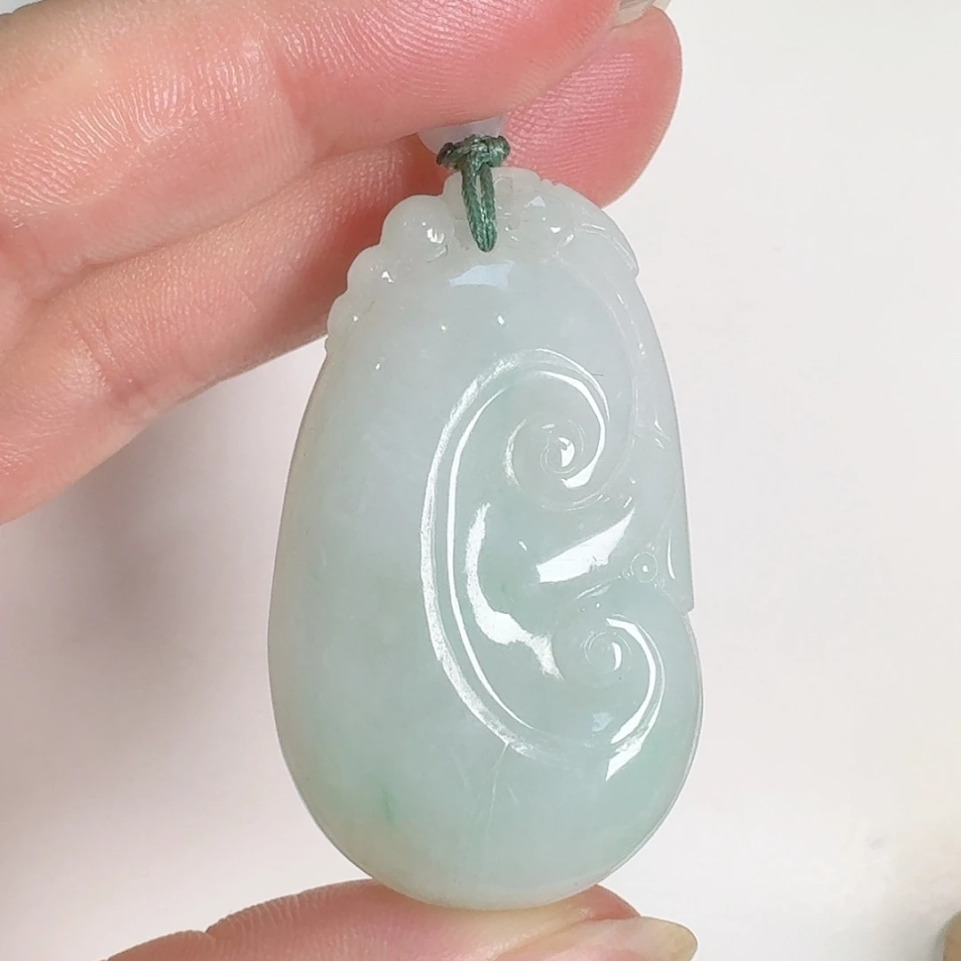 颈饰未镶嵌翡翠如意