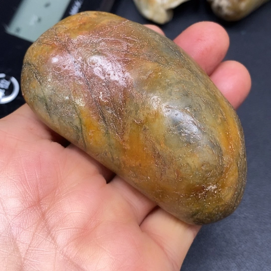 和田玉未镶嵌珠宝奇石