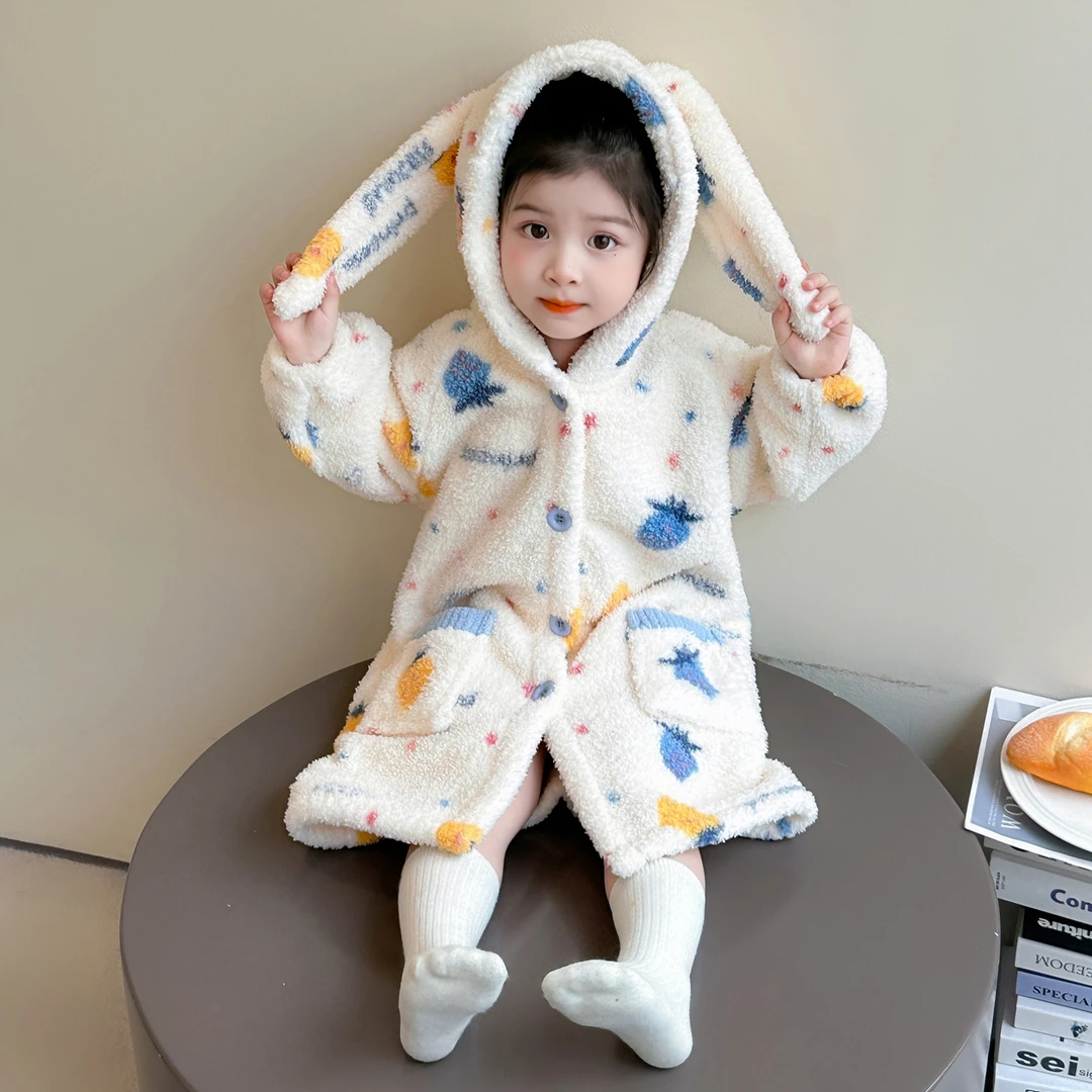 女宝宝睡袍冬季保暖珊瑚绒儿童连帽卡通家居袍女童加厚保暖浴袍冬