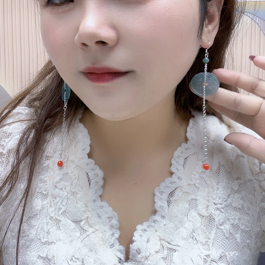 翡翠未镶嵌颈饰耳环