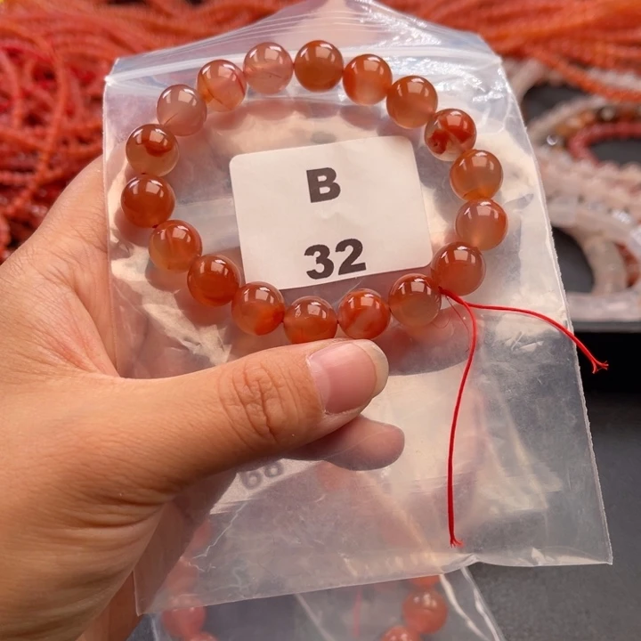 南红玛瑙未镶嵌多样性发货默认微瑕称重10mm