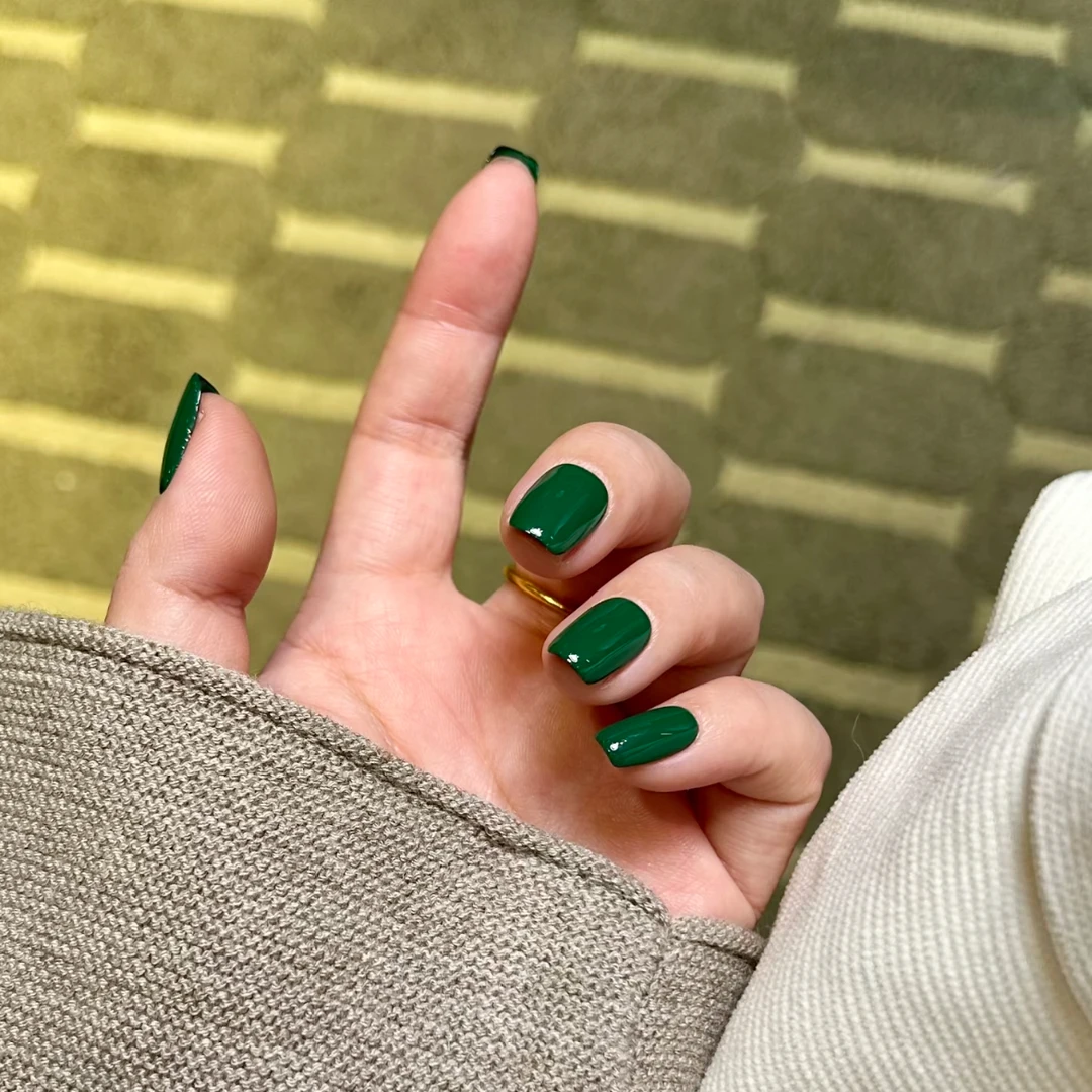 荠麦青青 纯手工穿戴美甲显白短款气质美甲