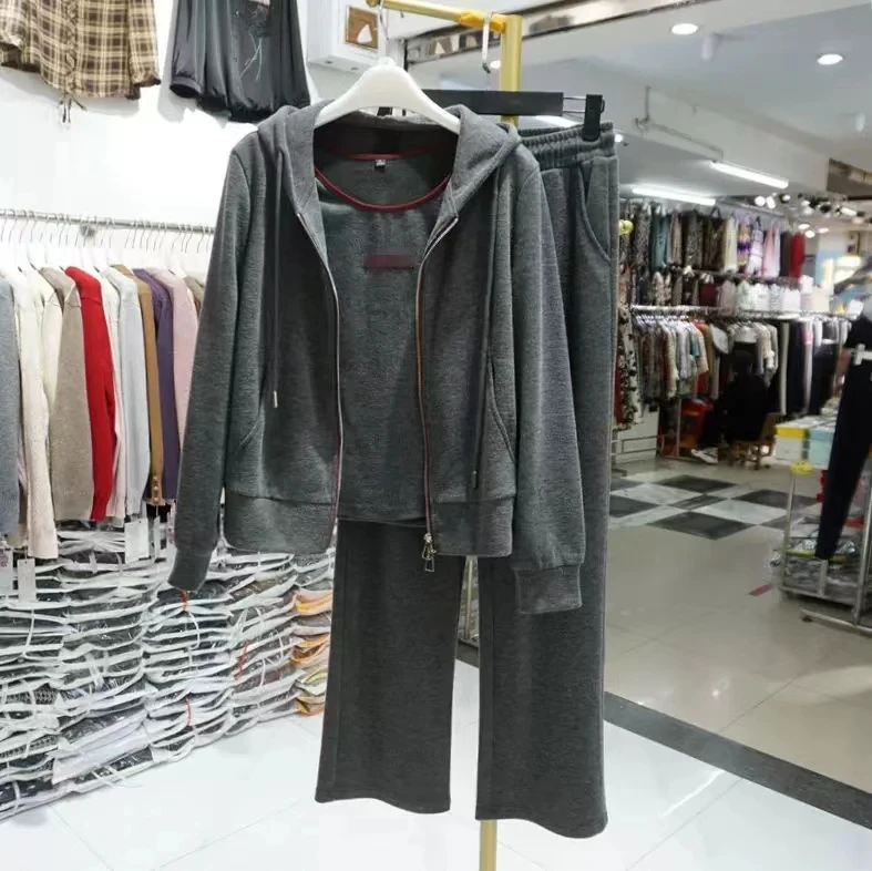 【现0593号 卡其领黑色金丝绒套装】--姐妹服饰2店