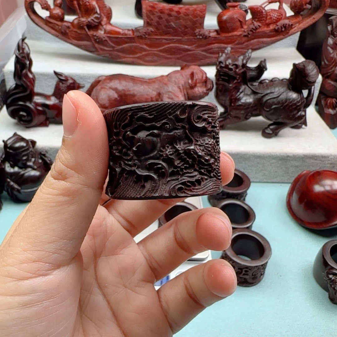 小叶紫檀把件用****9龙扳指