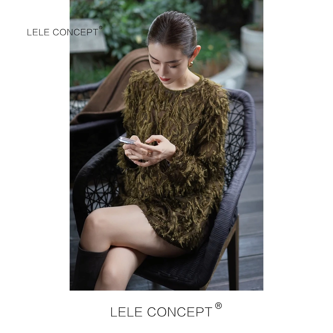 LELE CONCEPT丨「丽」【流金岁月】都市时装款花苞花朵上衣FS25C0096W