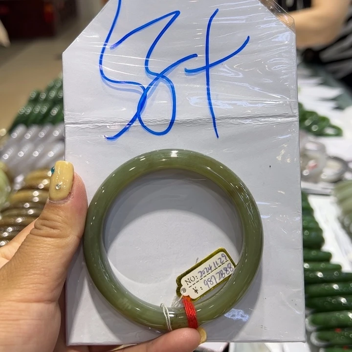 和田玉未镶嵌珠宝半成品