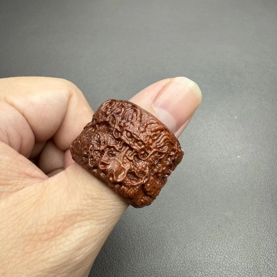 紫檀手把件九龙扳指521