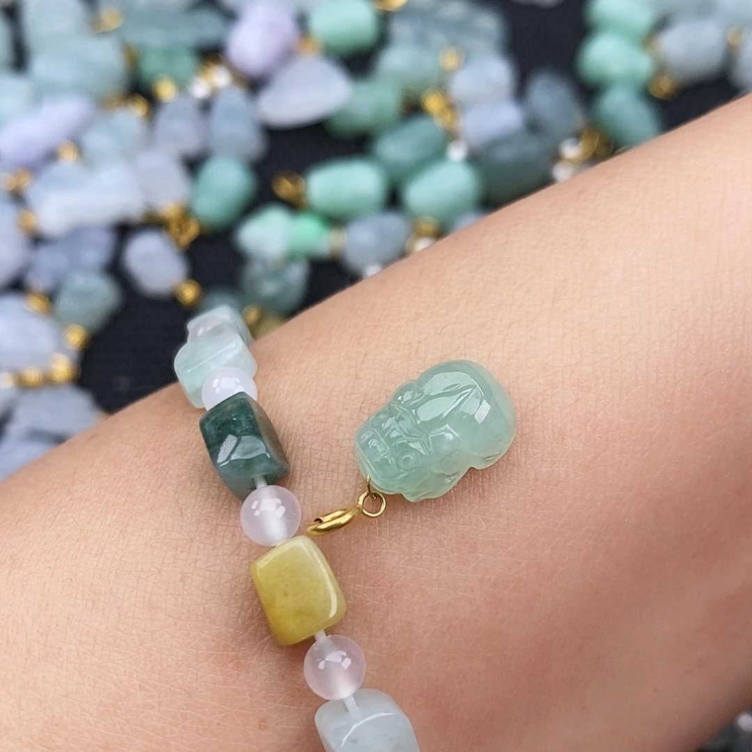 翡翠颈饰18K金镶嵌一**佳貔貅