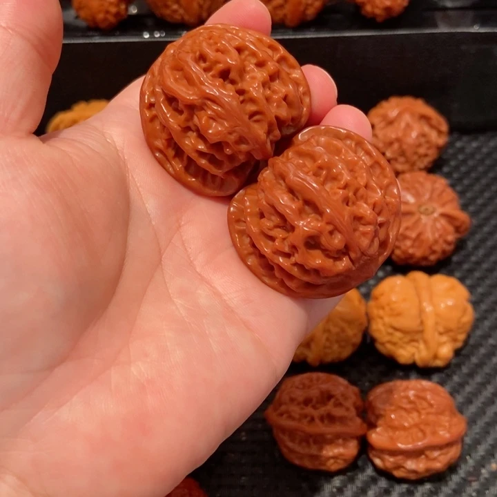 文玩核桃把件40.8尺寸苹果园2538