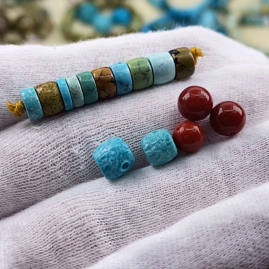 南红玛瑙未镶嵌珠宝奇石